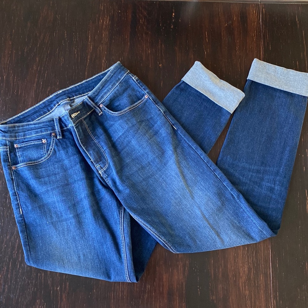 Men’s ASOS Straight Jeans.